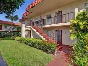 32 Abbey Lane 205, Delray Beach FL 33446
