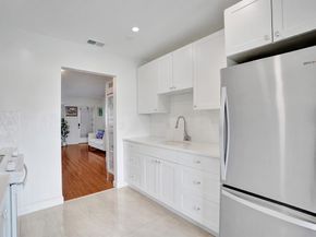 32 Abbey Lane 205, Delray Beach FL 33446