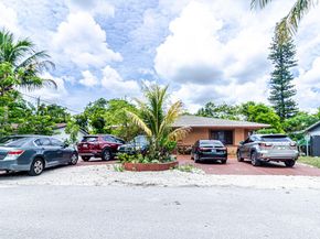 661 SW 28th Way, Fort Lauderdale FL 33312