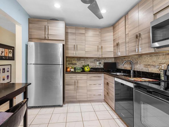 7951 Eastlake Drive 4D, Boca Raton FL 33433