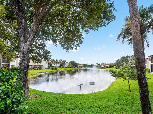 7951 Eastlake Drive 4D, Boca Raton FL 33433