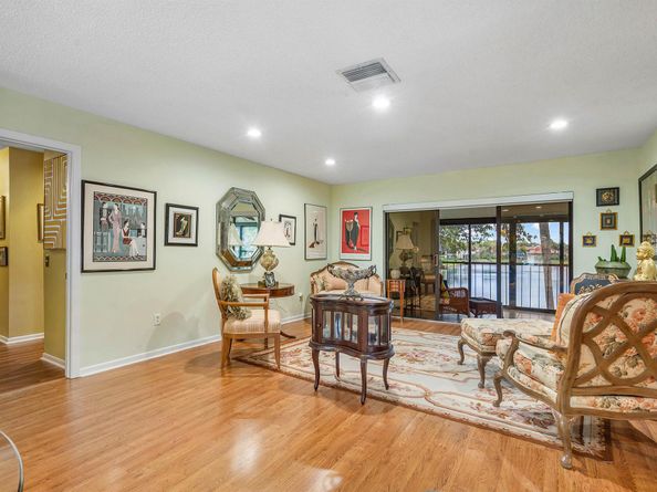 7951 Eastlake Drive 4D, Boca Raton FL 33433
