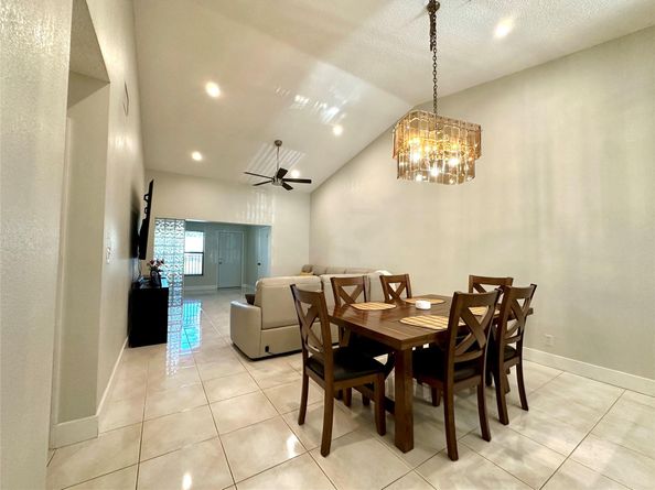 3264 Carambola Cir 3264, Coconut Creek FL 33066