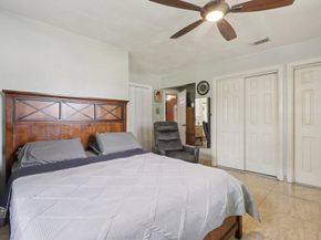 7591 Polk St, Hollywood FL 33024