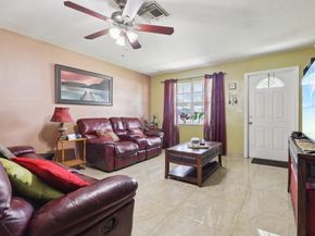 7591 Polk St, Hollywood FL 33024