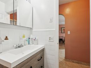 7591 Polk St, Hollywood FL 33024