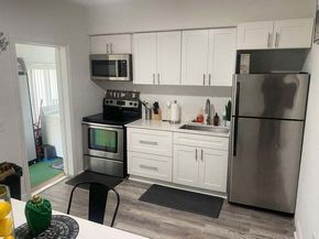 538 SW 7th Street, Hallandale Beach FL 33009