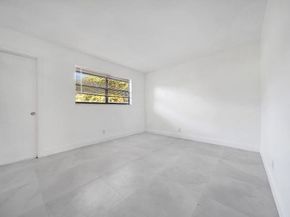 2420 Johnson St 107, Hollywood FL 33020