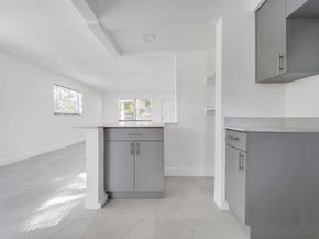 2420 Johnson St 107, Hollywood FL 33020