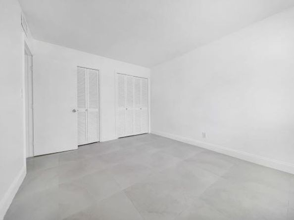 2420 Johnson St 107, Hollywood FL 33020