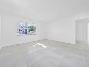 2420 Johnson St 107, Hollywood FL 33020