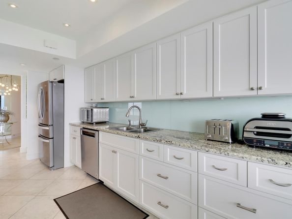 5250 N Ocean Drive 7s, Singer Island FL 33404