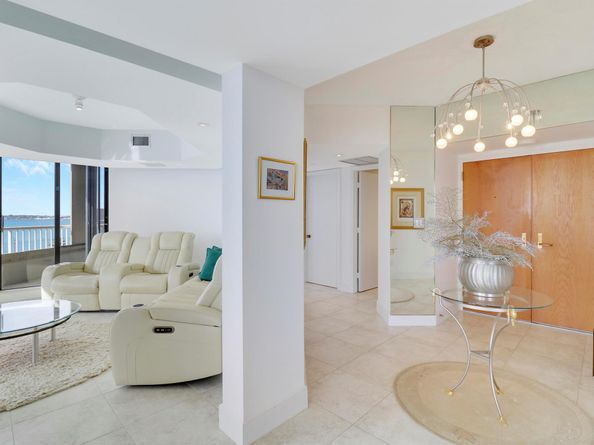 5250 N Ocean Drive 7s, Singer Island FL 33404