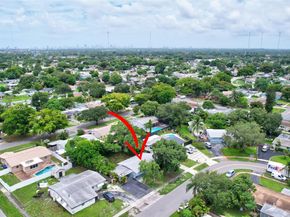 311 SW 68th Terrace, Pembroke Pines FL 33023