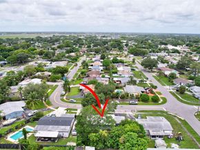 311 SW 68th Terrace, Pembroke Pines FL 33023
