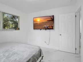 311 SW 68th Terrace, Pembroke Pines FL 33023