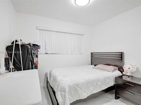 311 SW 68th Terrace, Pembroke Pines FL 33023