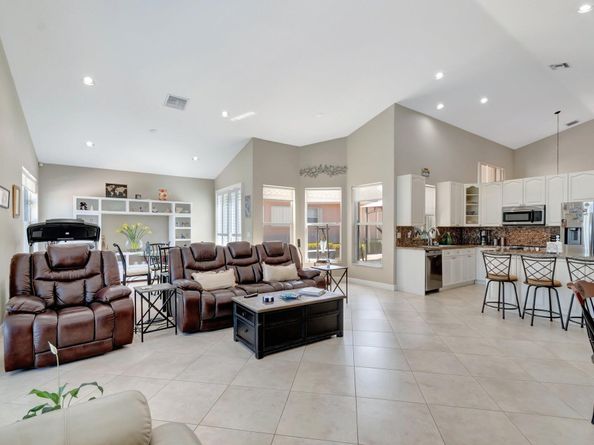 8198 Spyglass Drive, West Palm Beach FL 33412