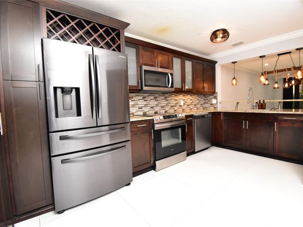 9807 NW 1st Ct 9807, Plantation FL 33324