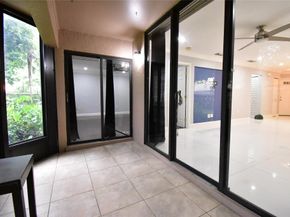 9807 NW 1st Ct 9807, Plantation FL 33324