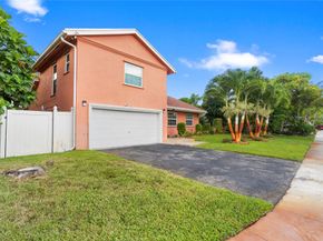 7527 SW 7th Court, North Lauderdale FL 33068