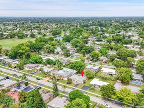 7904 NW 74th Ter, Tamarac FL 33321