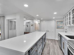 7904 NW 74th Ter, Tamarac FL 33321