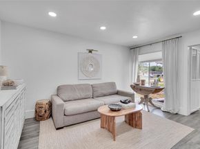 7904 NW 74th Ter, Tamarac FL 33321