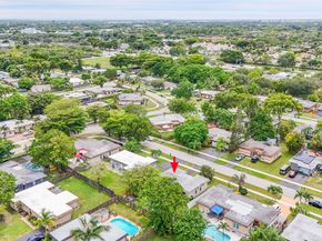 7904 NW 74th Ter, Tamarac FL 33321