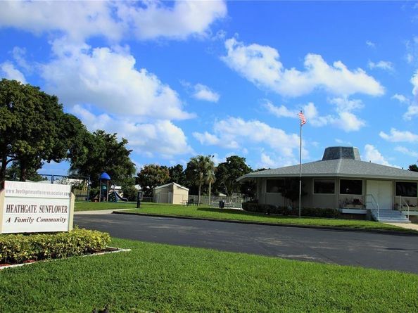 7904 NW 74th Ter, Tamarac FL 33321
