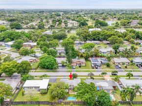 7904 NW 74th Ter, Tamarac FL 33321