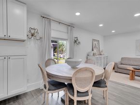 7904 NW 74th Ter, Tamarac FL 33321