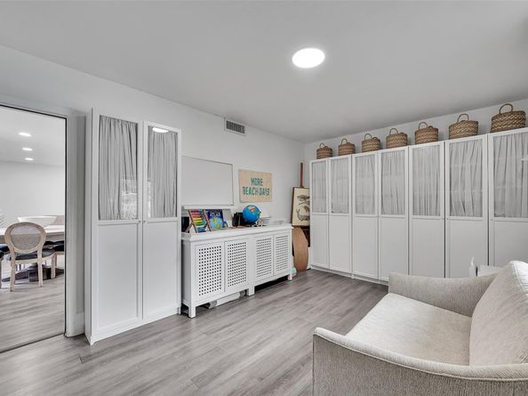 7904 NW 74th Ter, Tamarac FL 33321