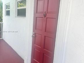 4270 NW 40th Street 306, Lauderdale Lakes FL 33319