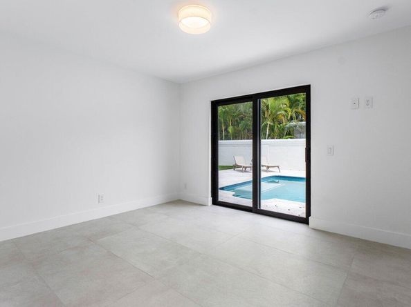 2050 Isabel Oeste Road, Boca Raton FL 33486