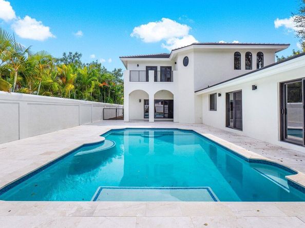 2050 Isabel Oeste Road, Boca Raton FL 33486