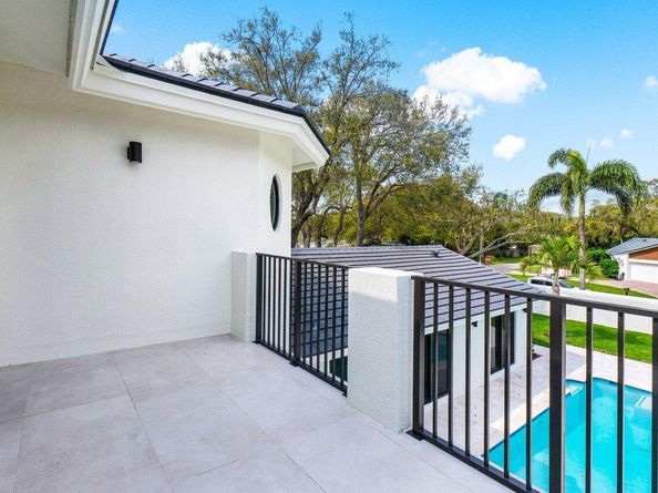 2050 Isabel Oeste Road, Boca Raton FL 33486