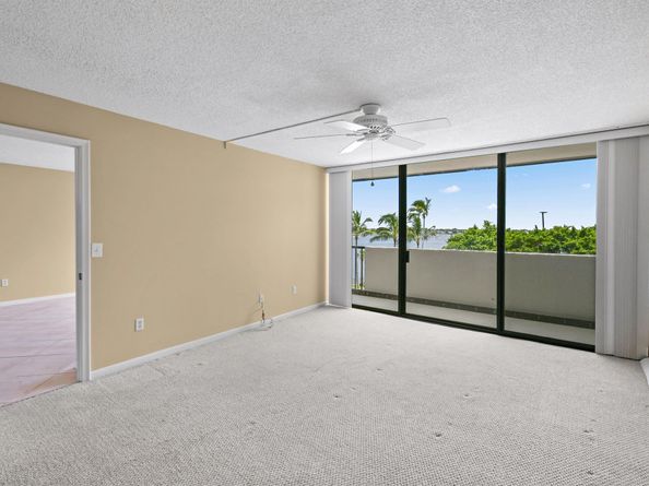 5200 N Flagler Drive 404, West Palm Beach FL 33407