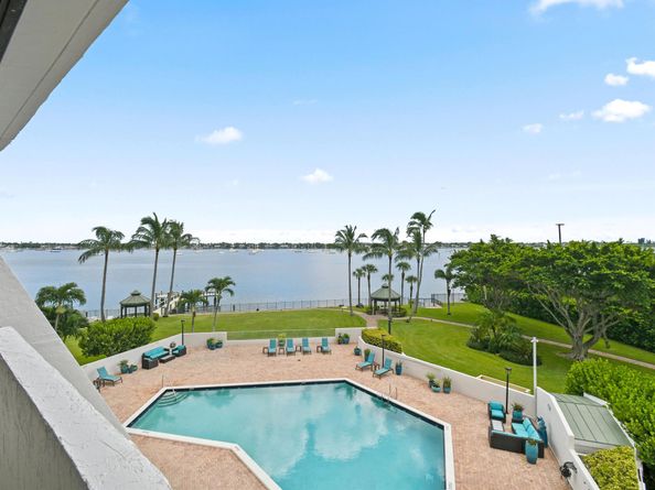 5200 N Flagler Drive 404, West Palm Beach FL 33407