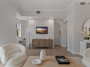 530 NE 7th Ave 1, Fort Lauderdale FL 33301