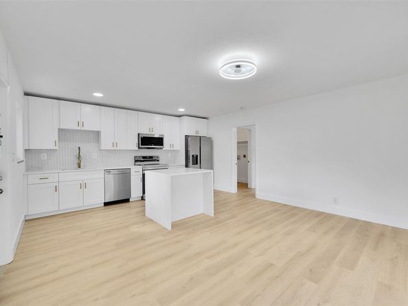 513 SW 15th St, Fort Lauderdale FL 33315