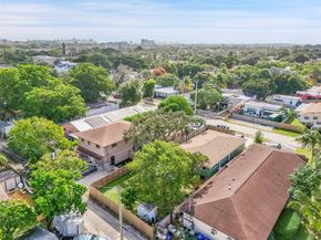 513 SW 15th St, Fort Lauderdale FL 33315