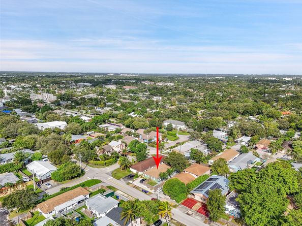 513 SW 15th St, Fort Lauderdale FL 33315