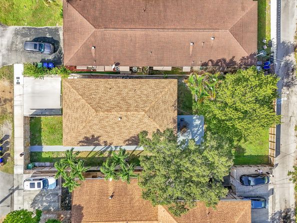 513 SW 15th St, Fort Lauderdale FL 33315