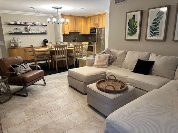 110 Cypress Club Dr 101, Pompano Beach FL 33060