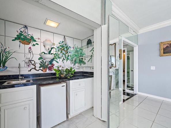 2155 Ibis Isle Road Ph3, Palm Beach FL 33480