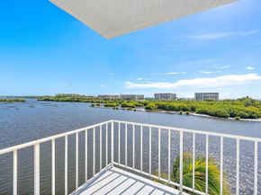 2155 Ibis Isle Road Ph3, Palm Beach FL 33480