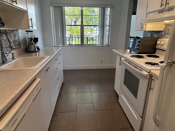 8105 NW 61st St A306, Tamarac FL 33321