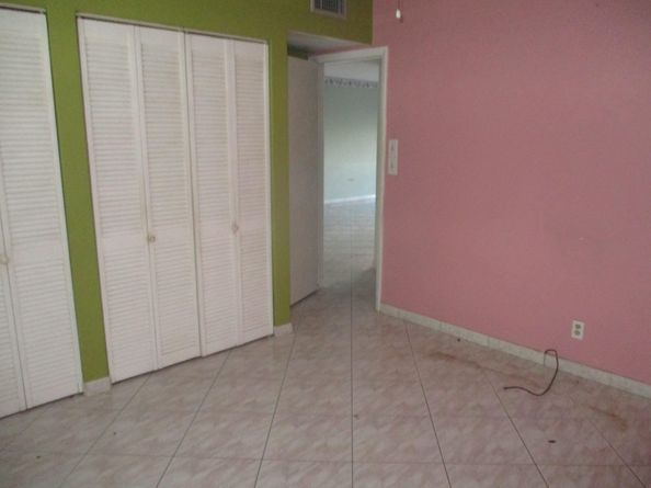 1401 NE Miami Gardens Dr 488, Miami FL 33179