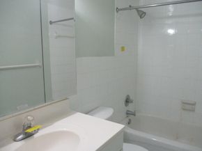 1401 NE Miami Gardens Dr 488, Miami FL 33179